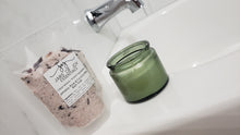 Load image into Gallery viewer, Jamaica, Rose & Coconut Milk Bath Soak